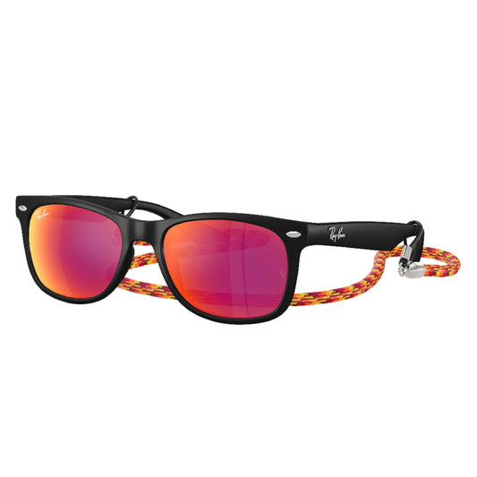 Gafas de sol para Niño Ray-Ban 9052S New Wayfarer 70286Q - en nylon color Negro