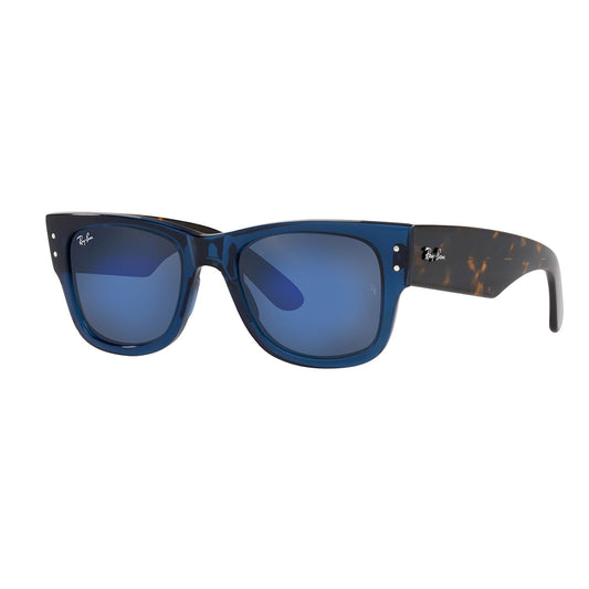 Gafas De Sol Ray-Ban 0840S unisex, en acetato, con montura de aro completo de color azul, con lente azul.